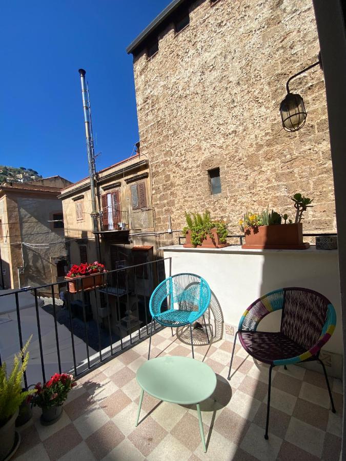 Torre'S Camere & Caffe Monreale Bagian luar foto