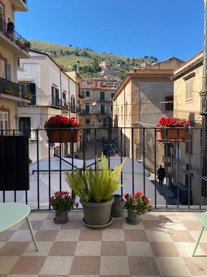 Torre'S Camere & Caffe Monreale Bagian luar foto