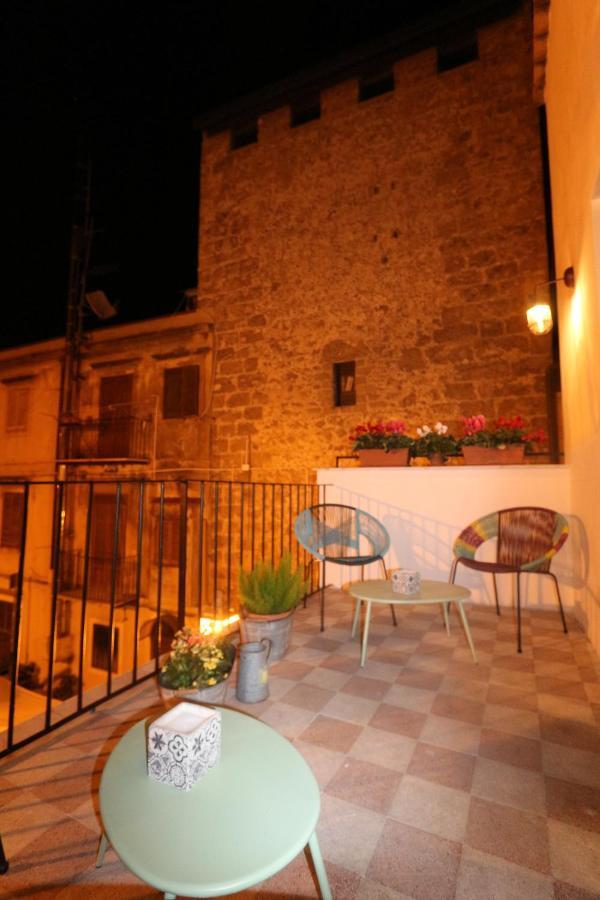Torre'S Camere & Caffe Monreale Bagian luar foto