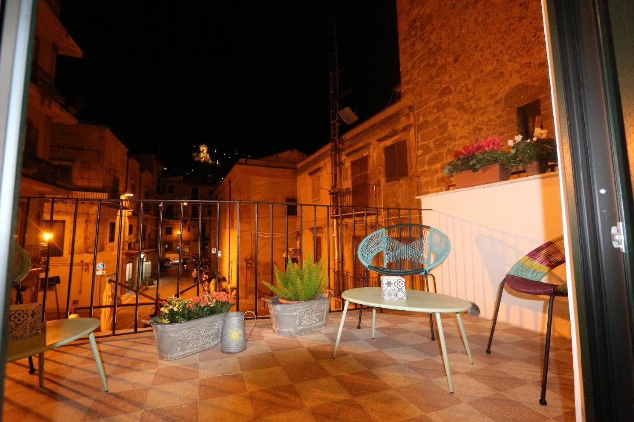 Torre'S Camere & Caffe Monreale Bagian luar foto